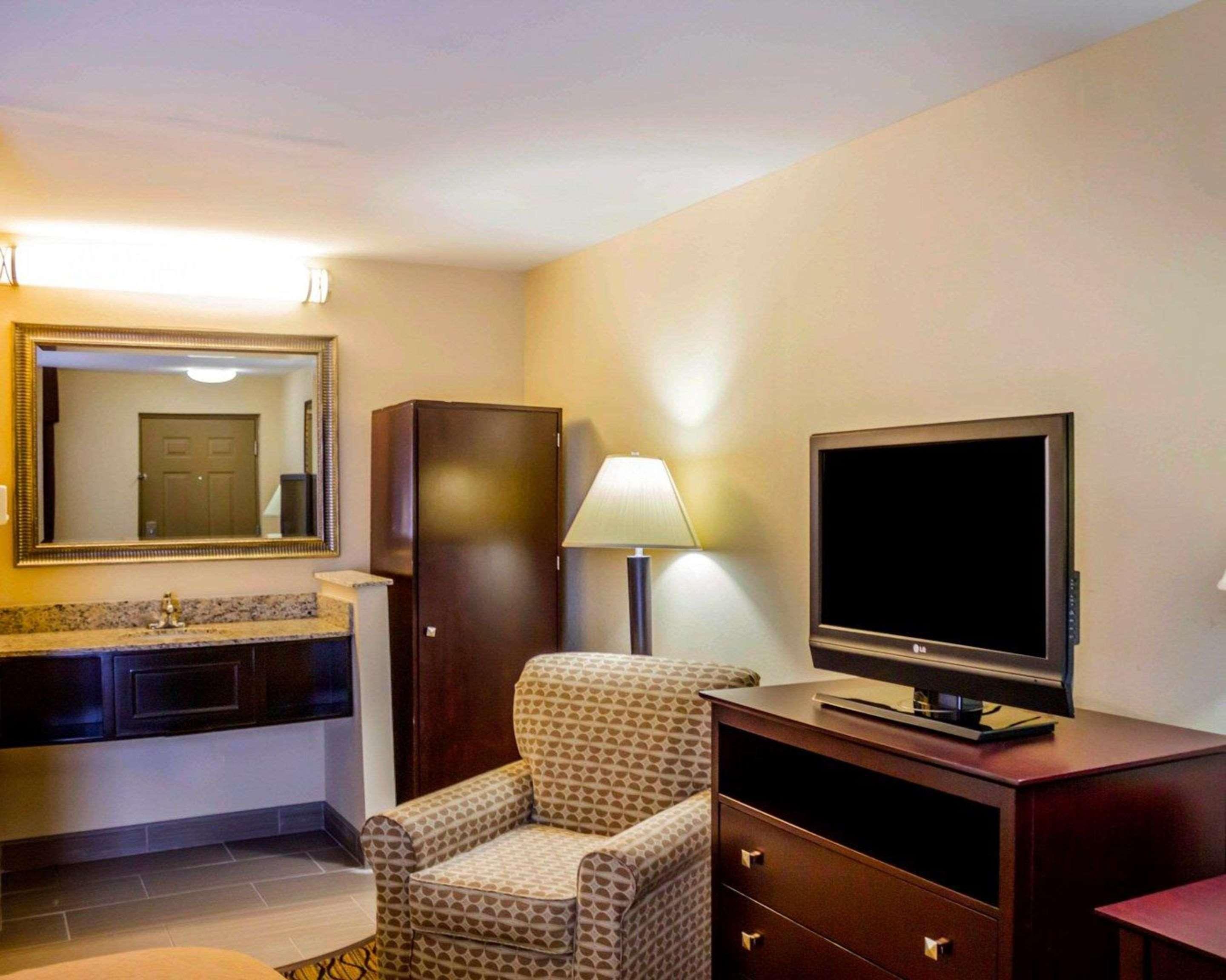 Quality Inn Waterbury Luaran gambar